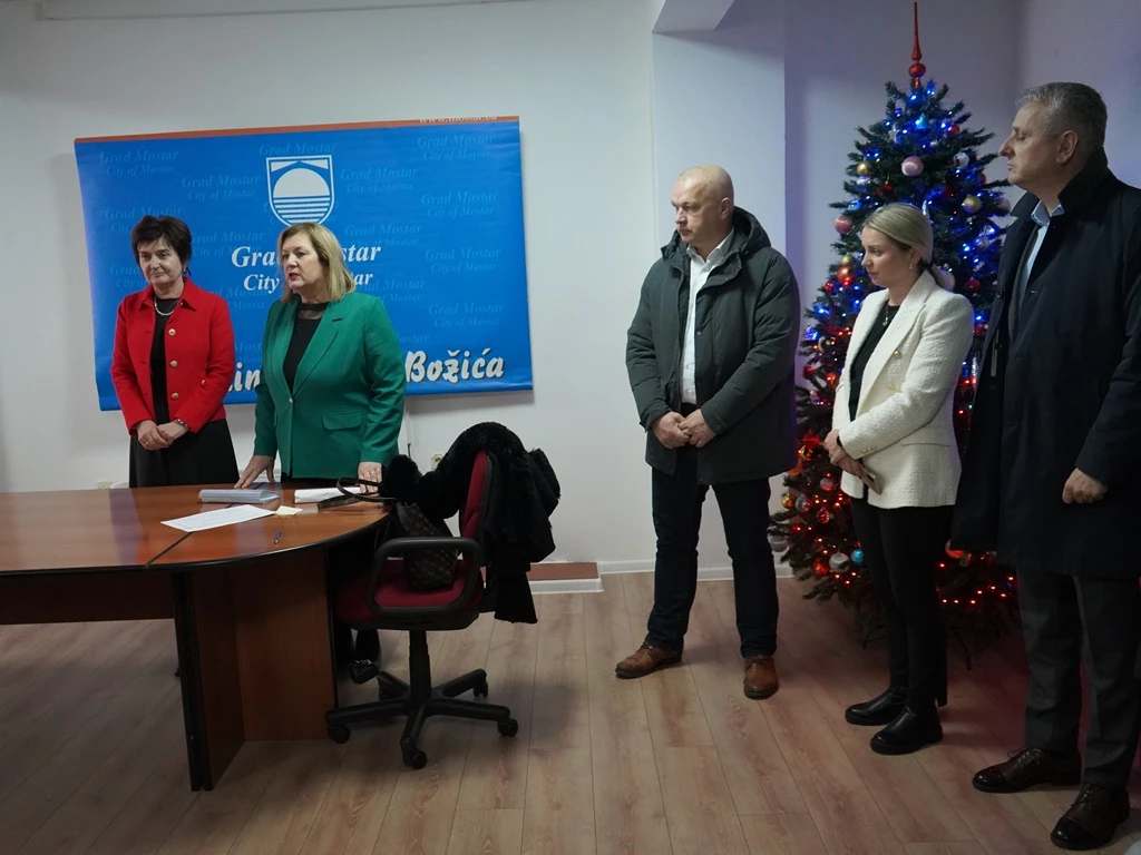 Mostar: 200 KM za 30 obitelji