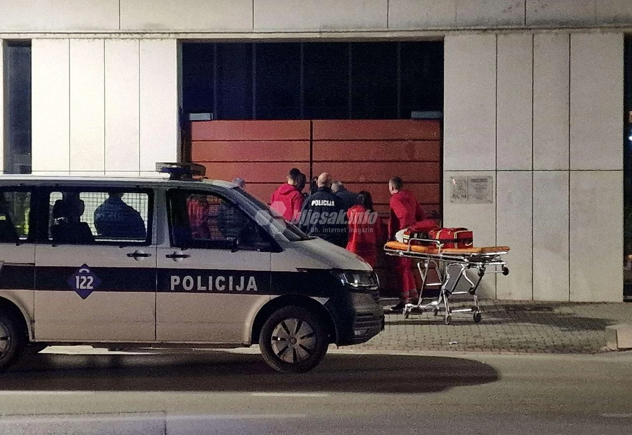 Muškarac koji je skočio sa zida strani državljanin, radi se na utvrđivanju identiteta