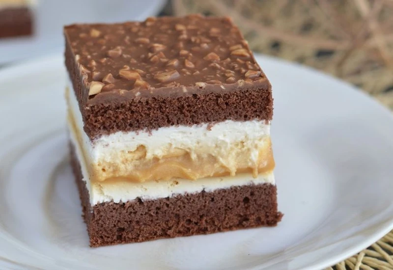 Snickers kocke: Kolač koji će zadiviti i mamu i svekrvu