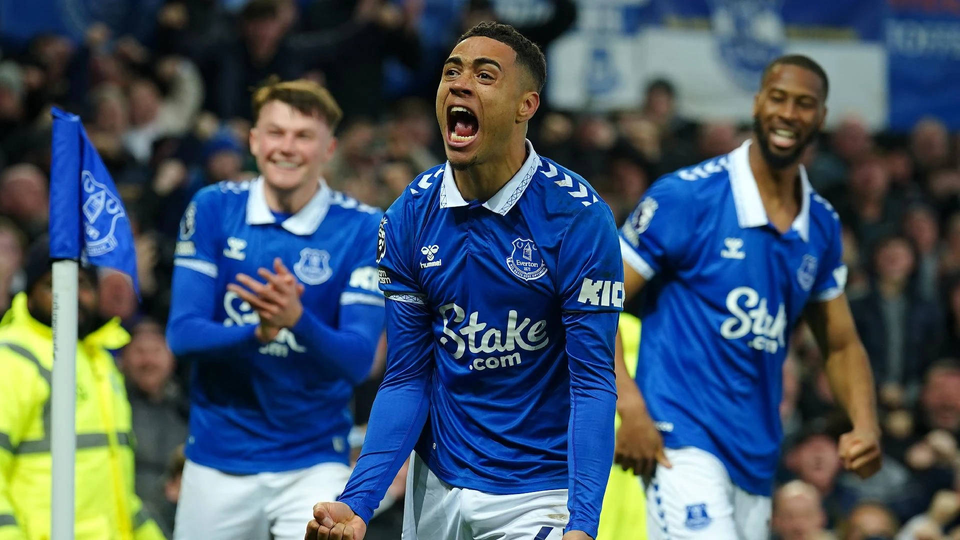 Everton se izvlači, Manchester City se mučio ali slavio