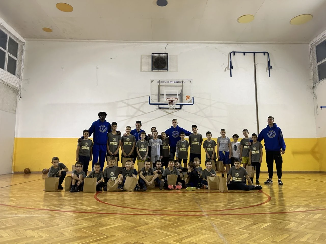 Seniori posjetili najmlađe polaznike Pepi Sporta