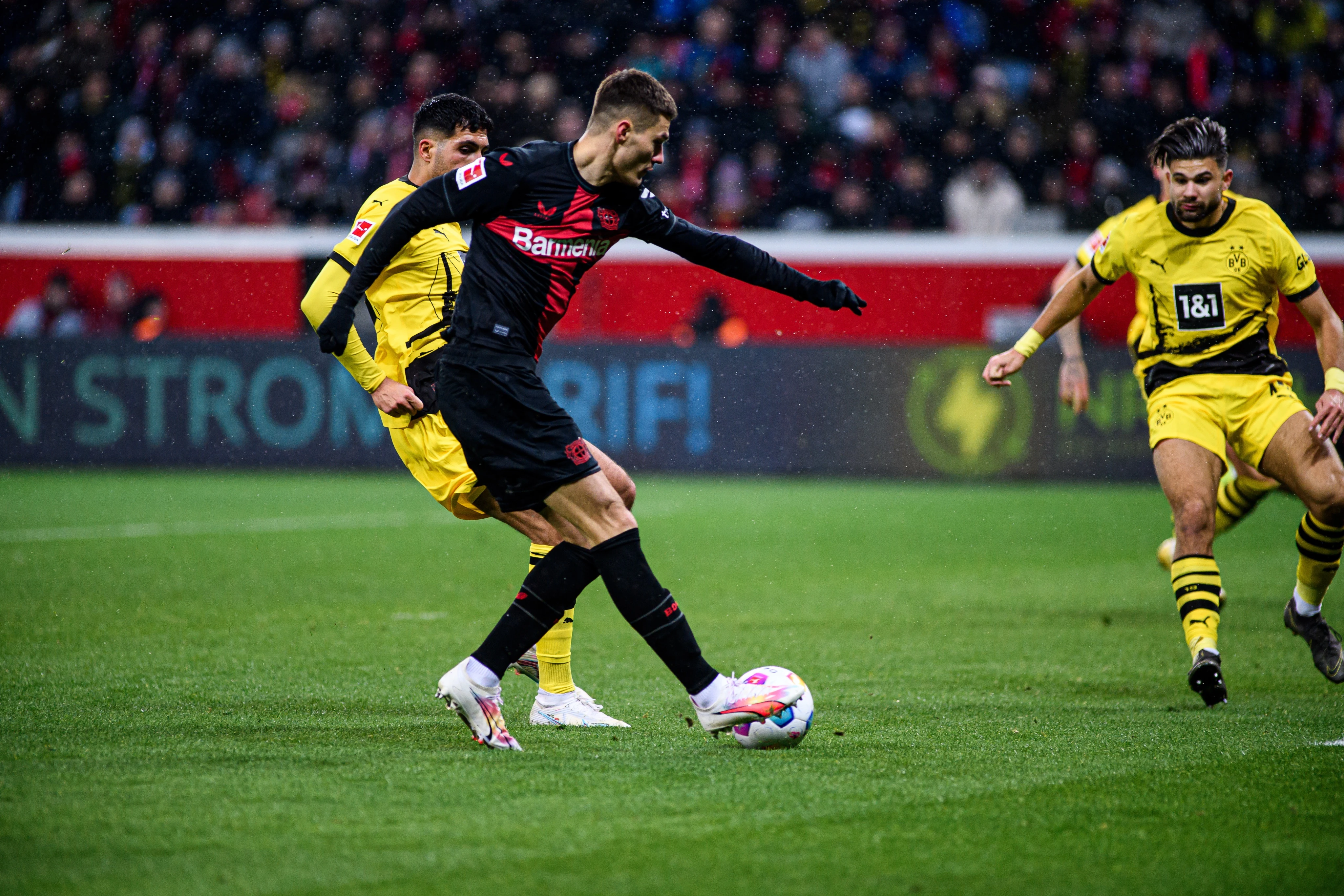 Remi Bayera i Borussije (D), Demirović dvostruki asistent za Augsburg