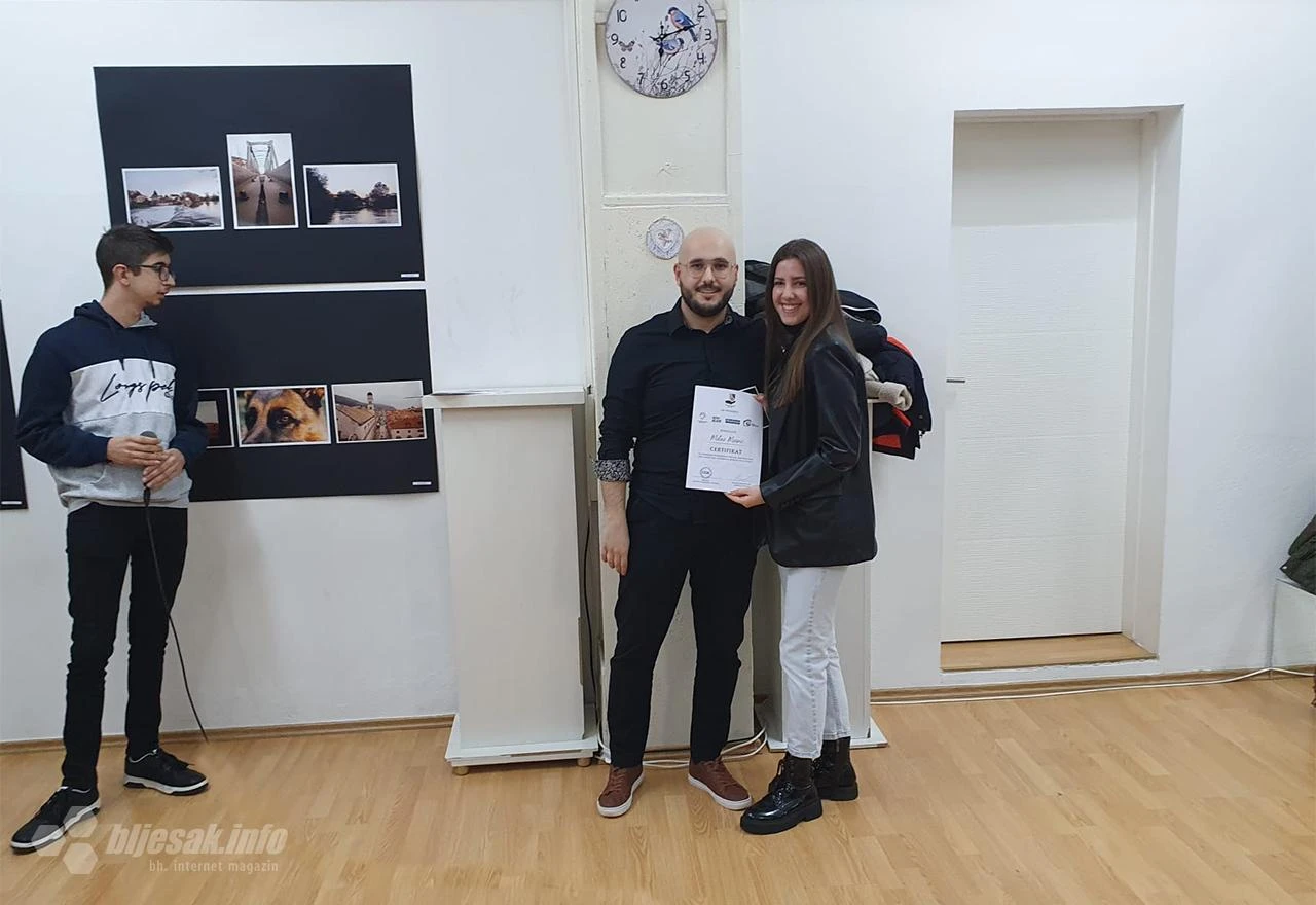 FOTO | Čapljina: Održana izložba fotografija polaznika tečaja fotografije