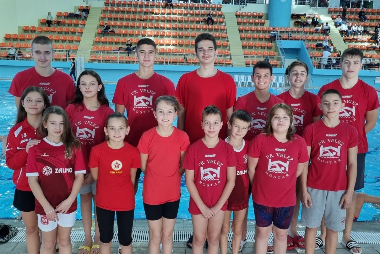 Plivači Veleža osvojili devet medalja u Sarajevu