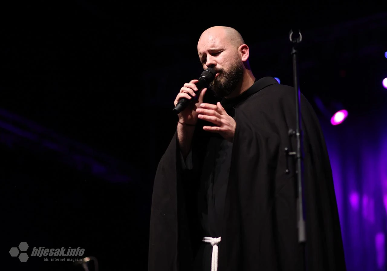 Fra Marin Karačić za početak Adventa u Mostaru - poseban blagdanski pečat