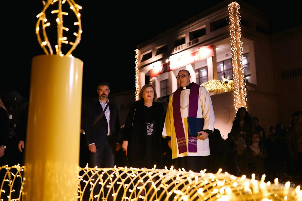 Paljenjem prve svijeće počeo Advent u Mostaru