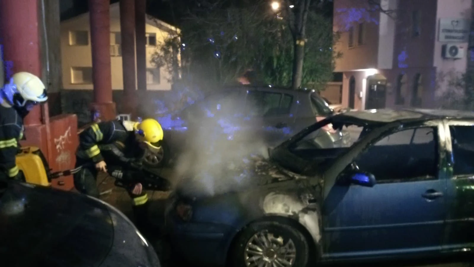 Mostar: Požar na automobilu
