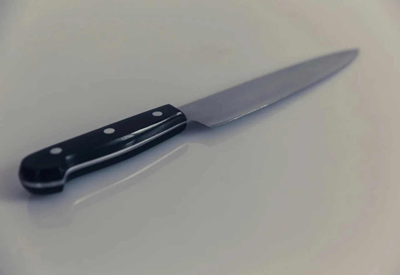 16-godišnjak izboden nožem u školi