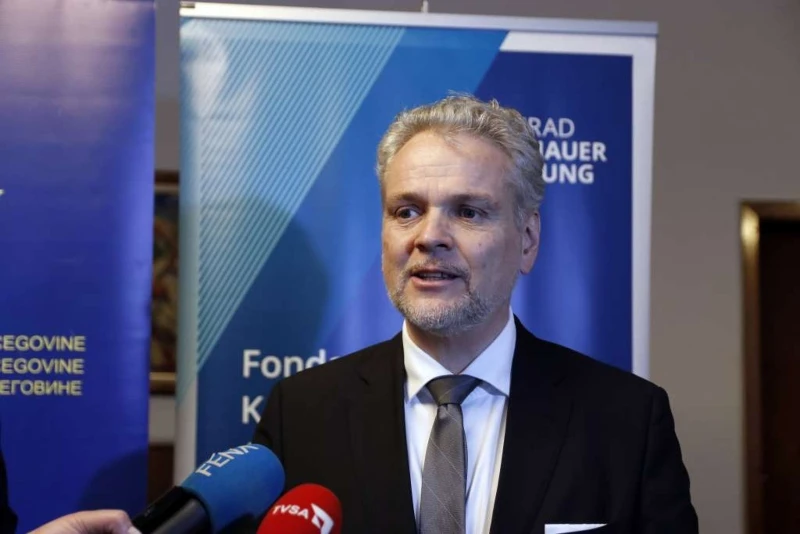 Sattler: Nastavit ćemo snažnu podršku Centralnoj banci BiH