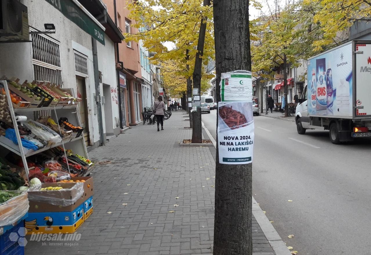 Mostar 'oblijepljen' plakatima: "Najluđa noć na kostima Bošnjaka"