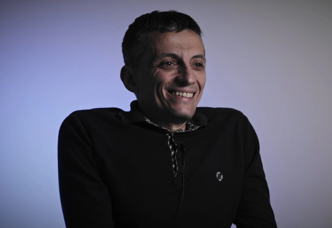 VIDEO | Okolo je bliže: Svakodnevne prepreke i izazovi života u kolicima