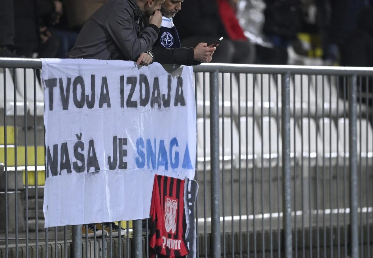 Jakirovića moralo čuvati deset zaštitara