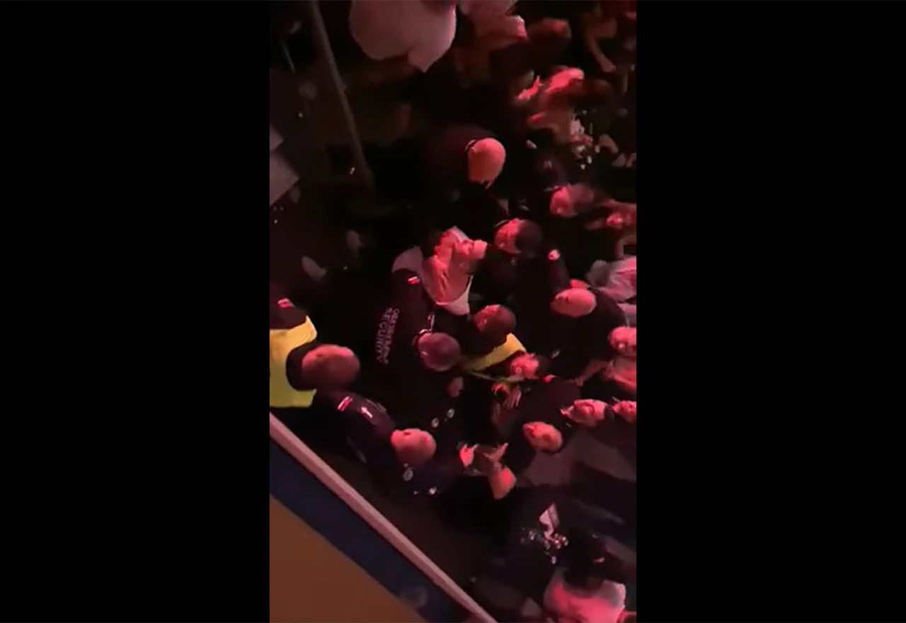 VIDEO | Tučnjava na koncertu Aleksandre Prijović
