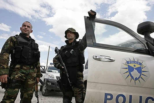 Na ulicama Prištine duge cijevi, nogometaši Izraela stigli na Kosovo