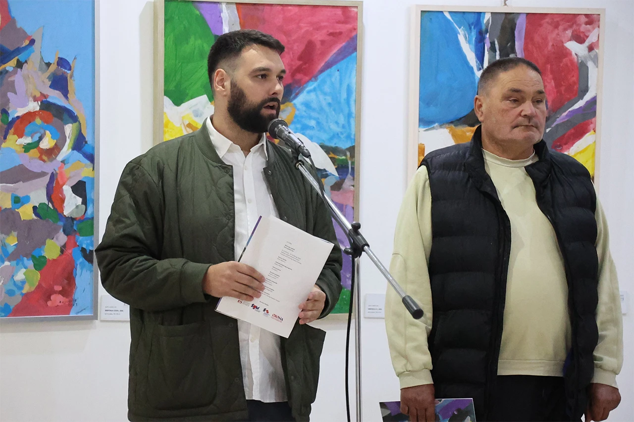 Izložba ''Simfonija raskoši'' Ante Ljubičića predstavljena mostarskoj publici
