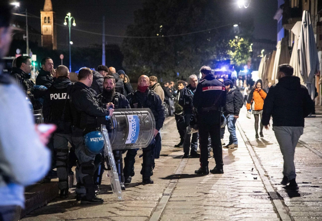 VIDEO | Krvava navijačka noć: Francuz hitno prevezen u bolnicu, ozlijeđena i dva policajca