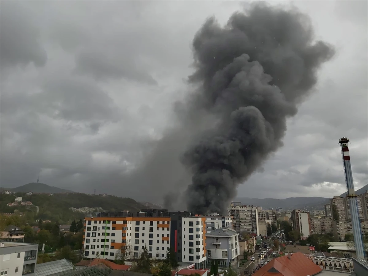 Požar: Gori tržnica u Sarajevu