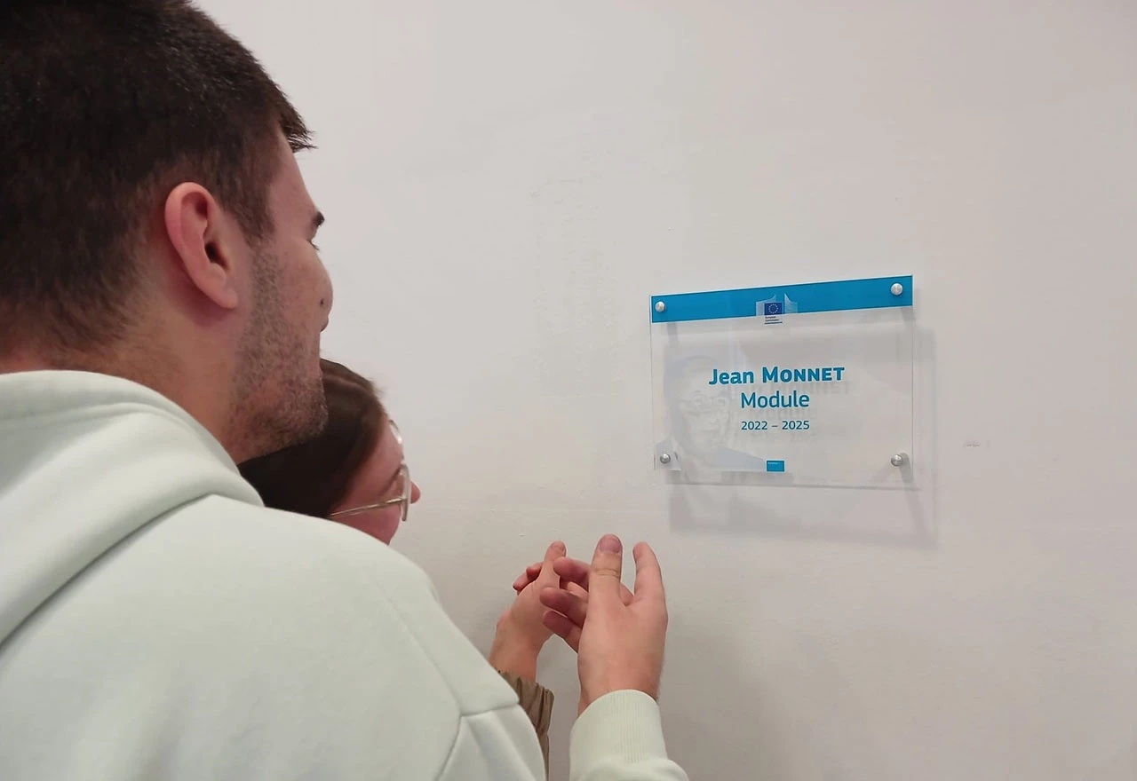 Studij politologije dobio plaketu za izvođenje projekta Jean Monnet Module