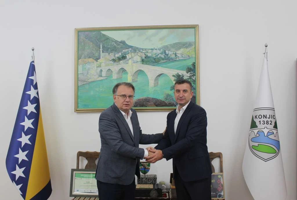 Nikšić upoznat s problemima zdravstvenih radnika Doma zdravlja Konjic