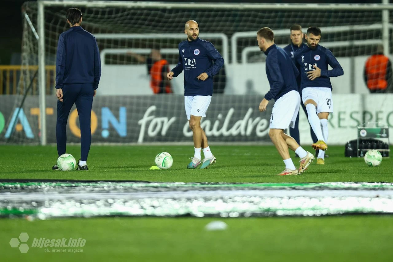 FOTO | Dobra atmosfera među Plemićima na zagrijavanju pred Legiju