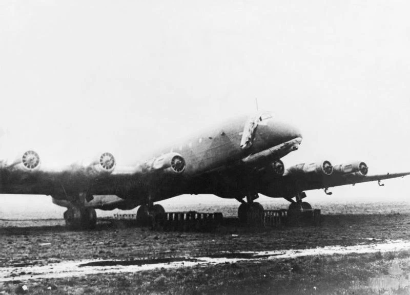 Prije 80 godina poletio nacistički bombarder za napad na New York