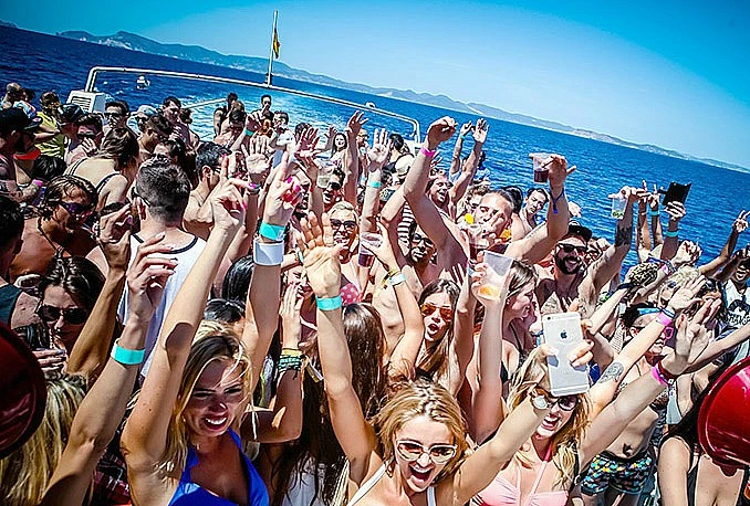 Mallorca i Ibiza pokreću crnu listu pijanih turista