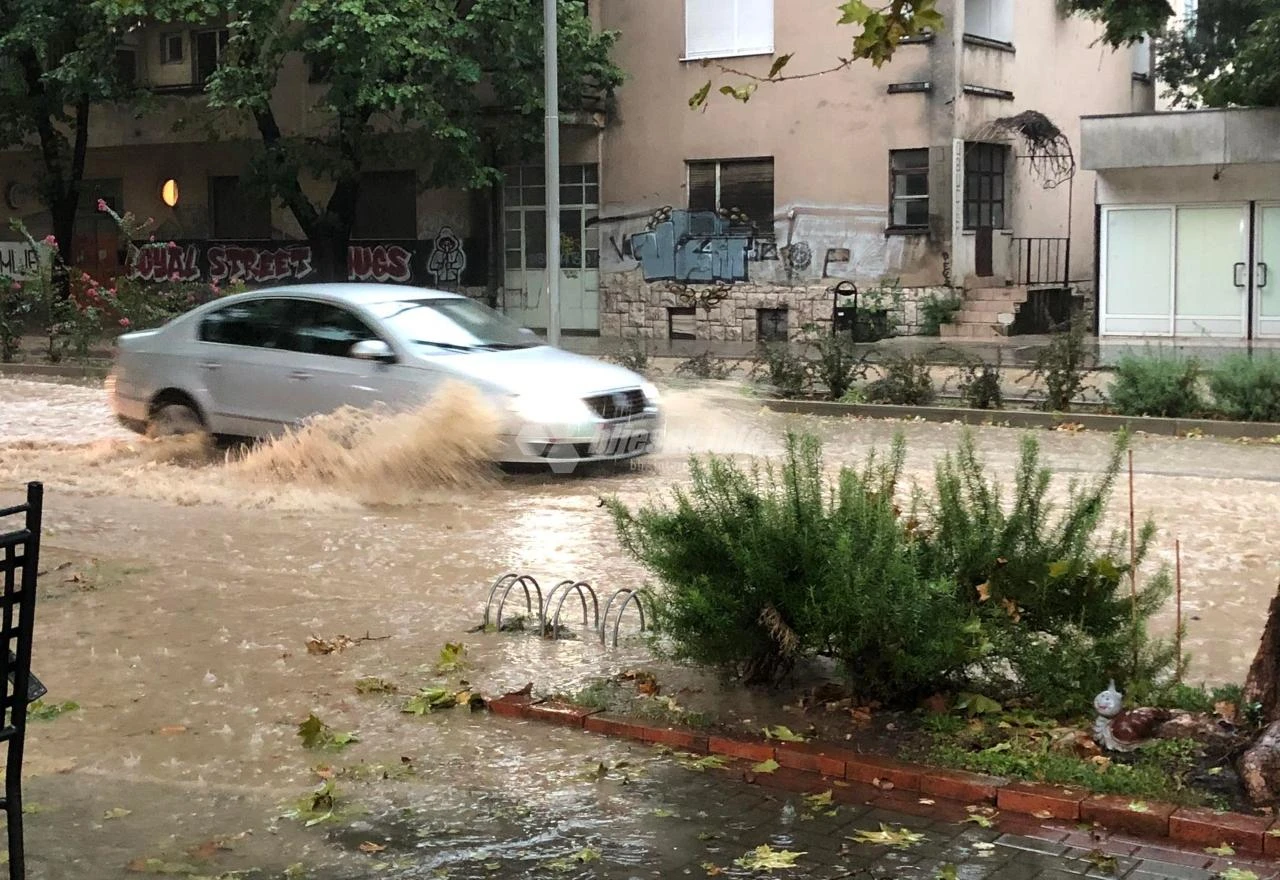Četvrtak, petak, subota: Kiša, pljuskovi i grmljavina