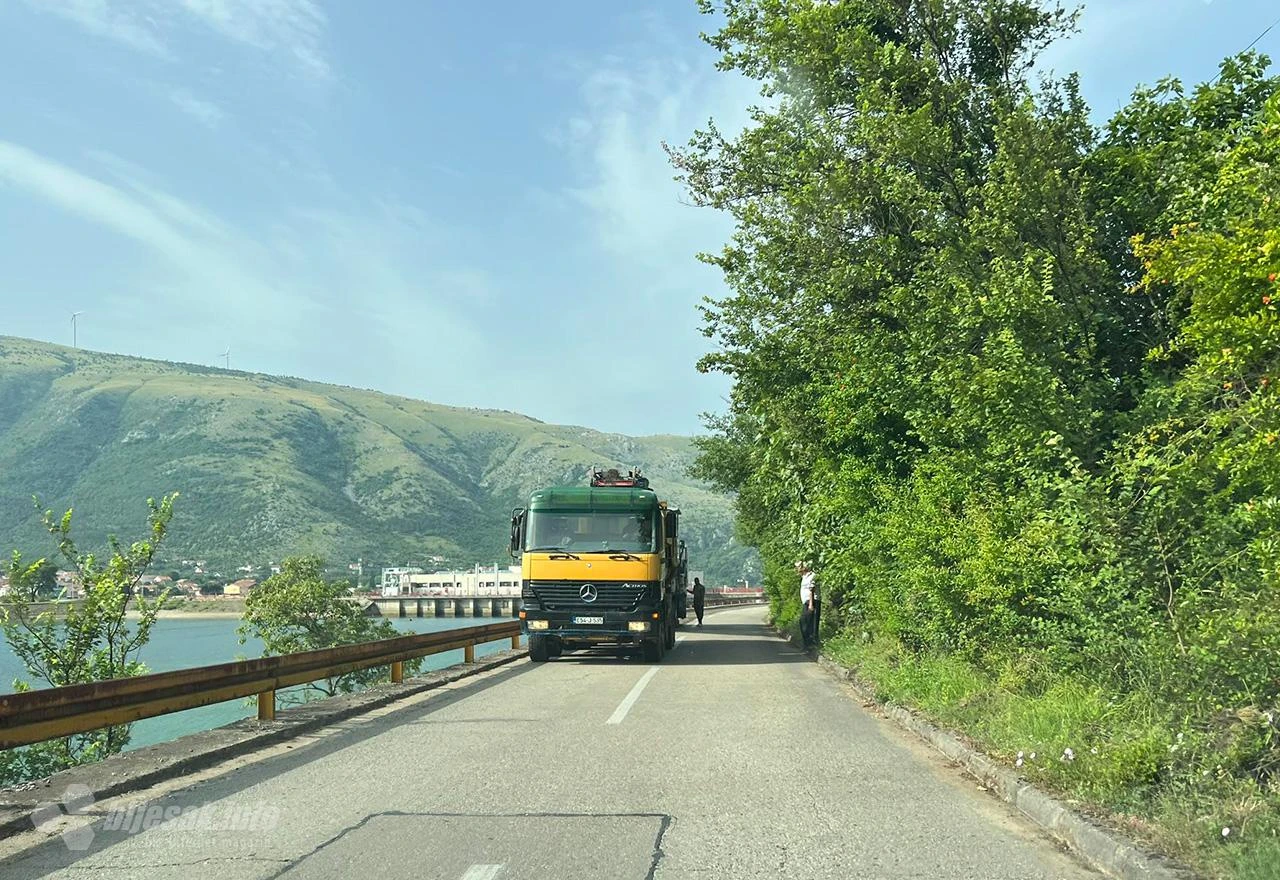 Mostar – Kvar odgodio asfaltiranje