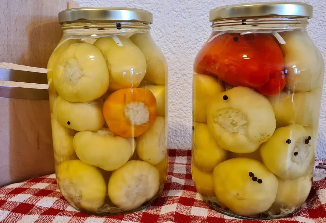 Zvijezda zimnice: Kisele paprike punjene kupusom