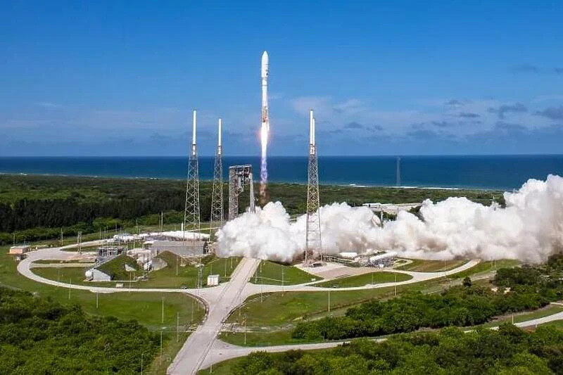 Amazon uspješno lansirao prva dva internet satelita