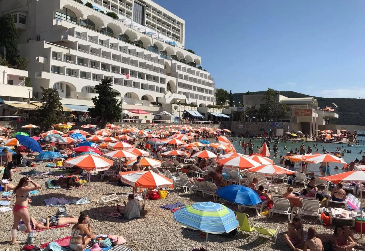 232 tisuće turista u kolovozu