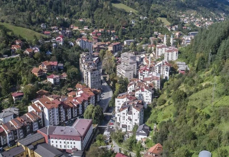 VIDEO | Gase se područne škole, a upitni i neki stari zanati