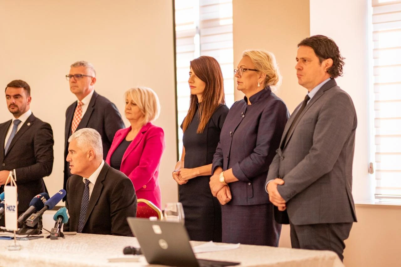 FOTO | Klauzura HDZ BiH: Korisno, dobro, sadržajno i poučno