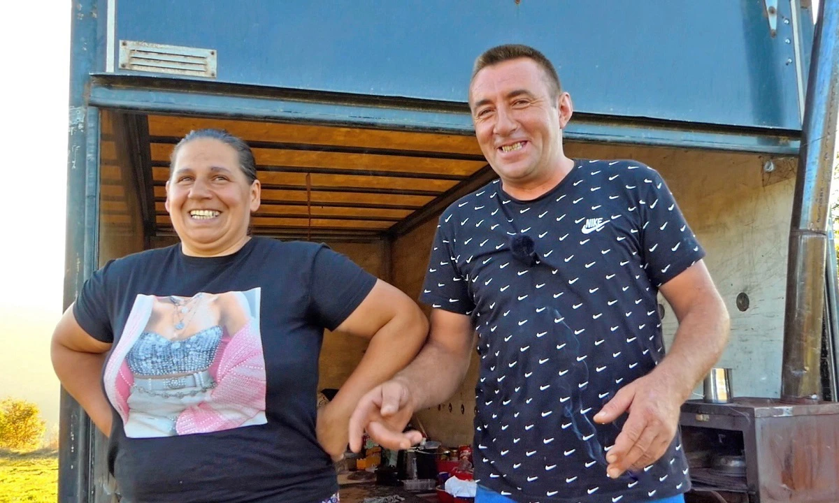 Vrijedni i veseli supružnici žive u kamionu