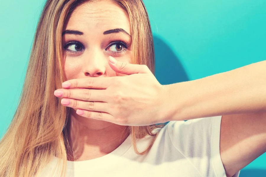 7 laži koje žene govore muškarcima da izbjegnu neugodnosti
