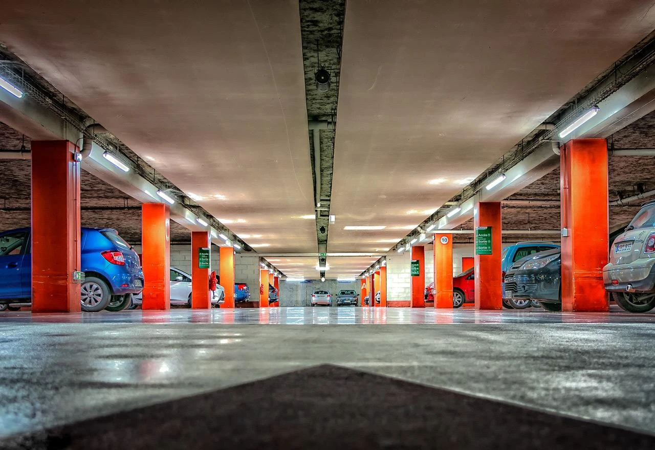 Mostar: Uskoro bi se trebale definirati nove lokacije za parking garaže