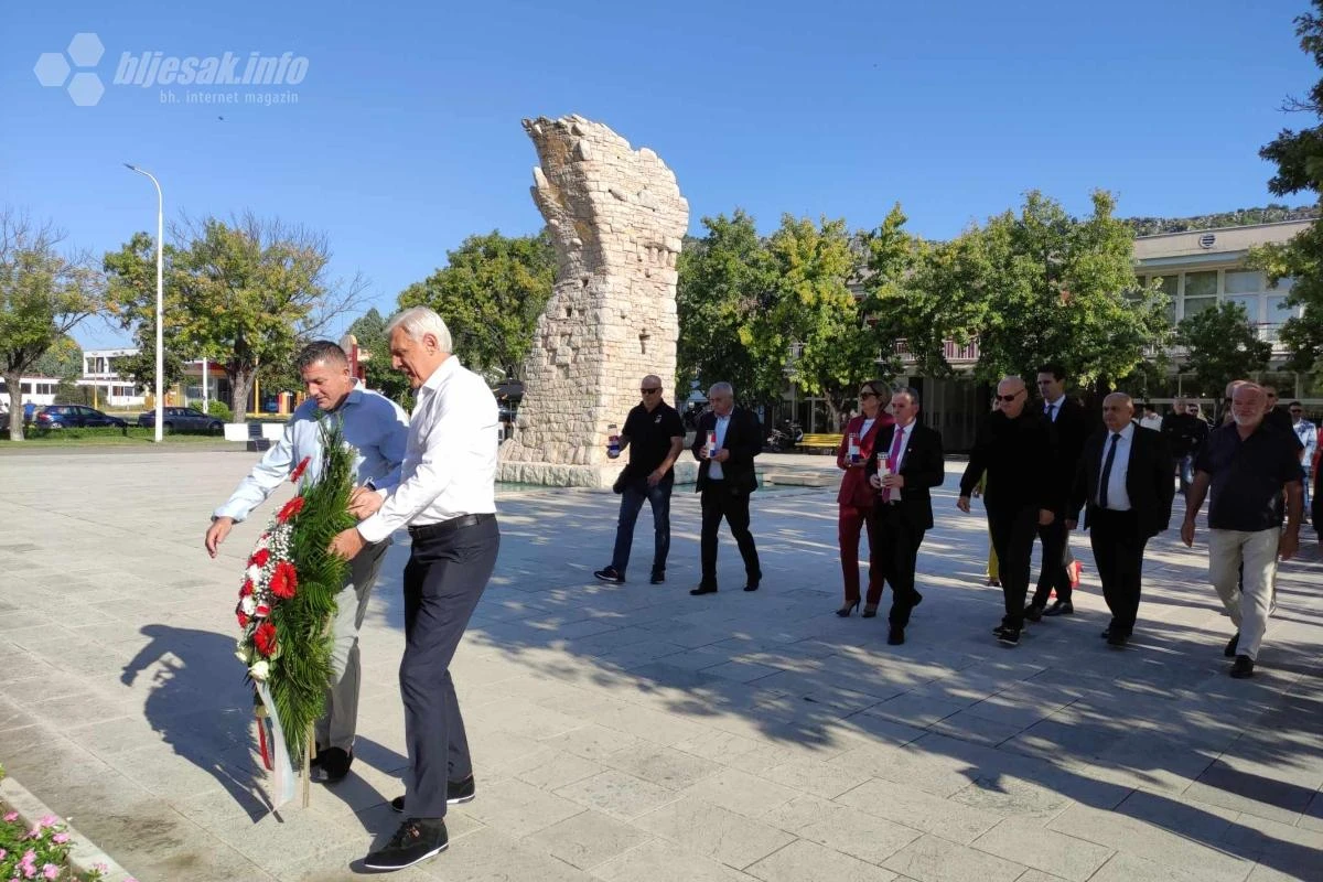 Čapljina: Odana počast braniteljima u povodu proslave Dana Grada