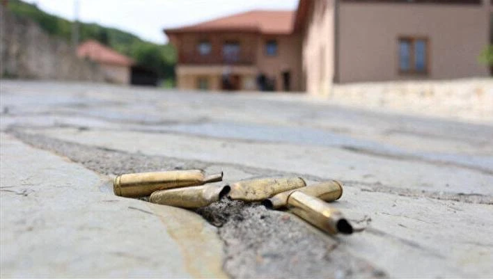 Kosovski božuri: Mali rat i velike posljedice