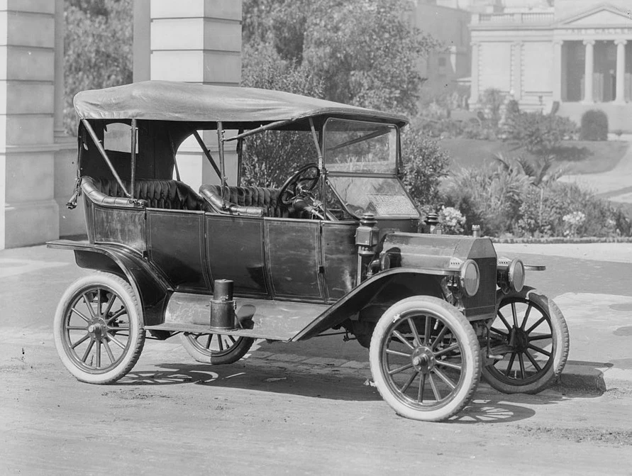 Ford Model T, jedan od najvažnijih automobila u povijesti