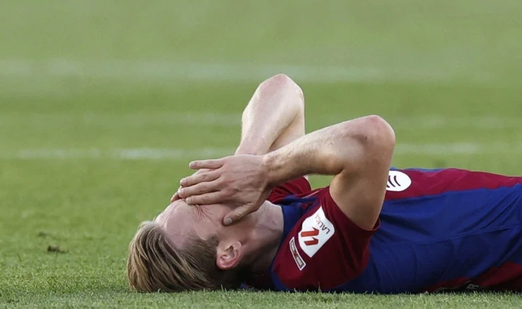 Barcelona bez De Jonga najmanje tri tjedna