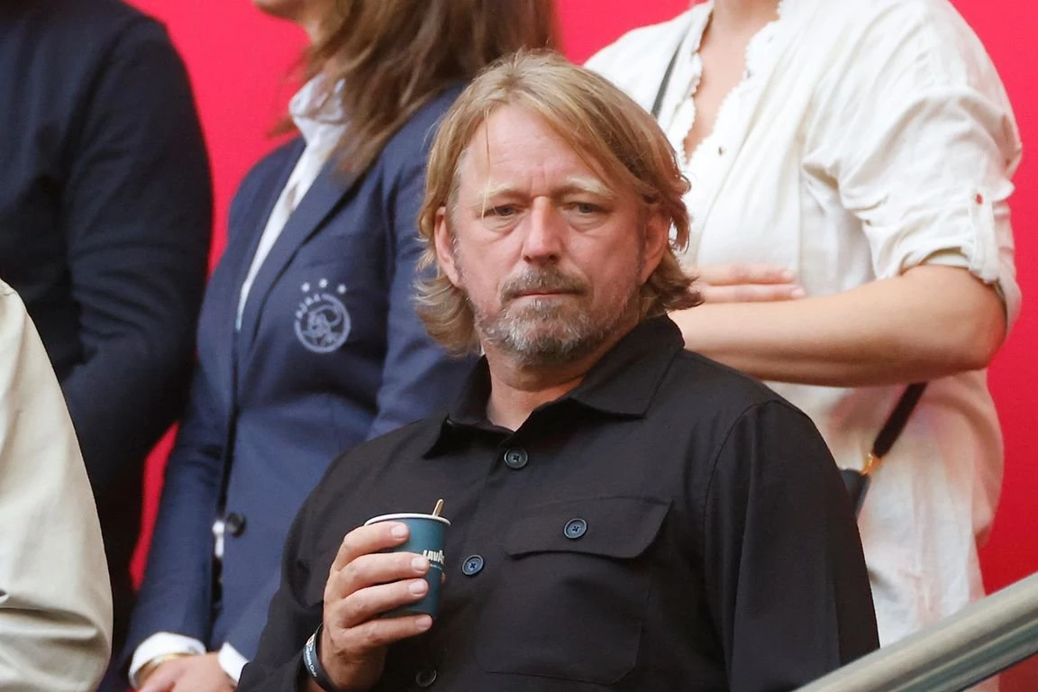 Ajax želi umiriti bijesne navijače: Nakon velikih nereda potjerali direktora