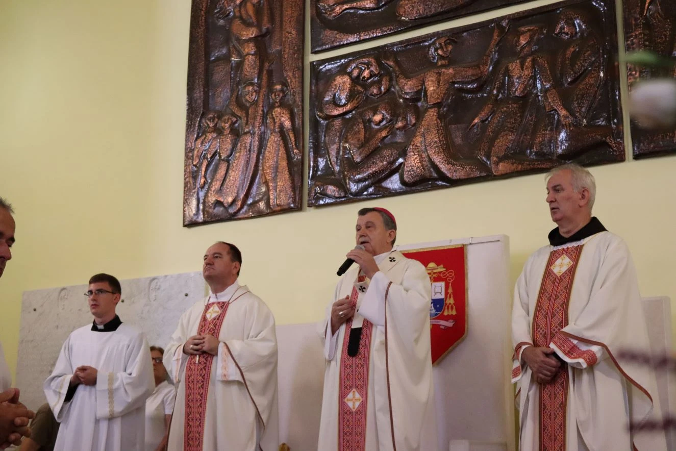 Molitva za djelatnike obavijesnih sredstava - da istina bude na srcu