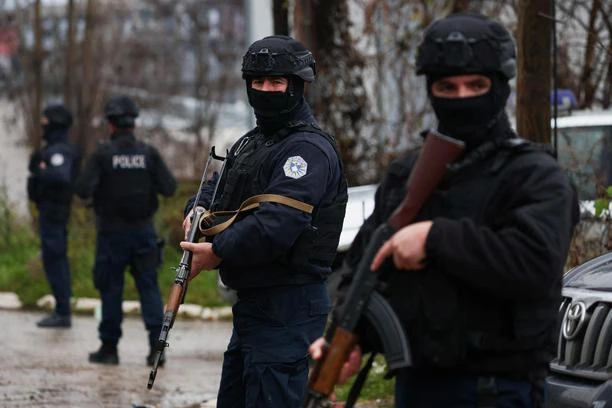 Kurti: U Banjskoj je oko 30 teško naoružanih osoba koje su došle na Kosovo da se bore