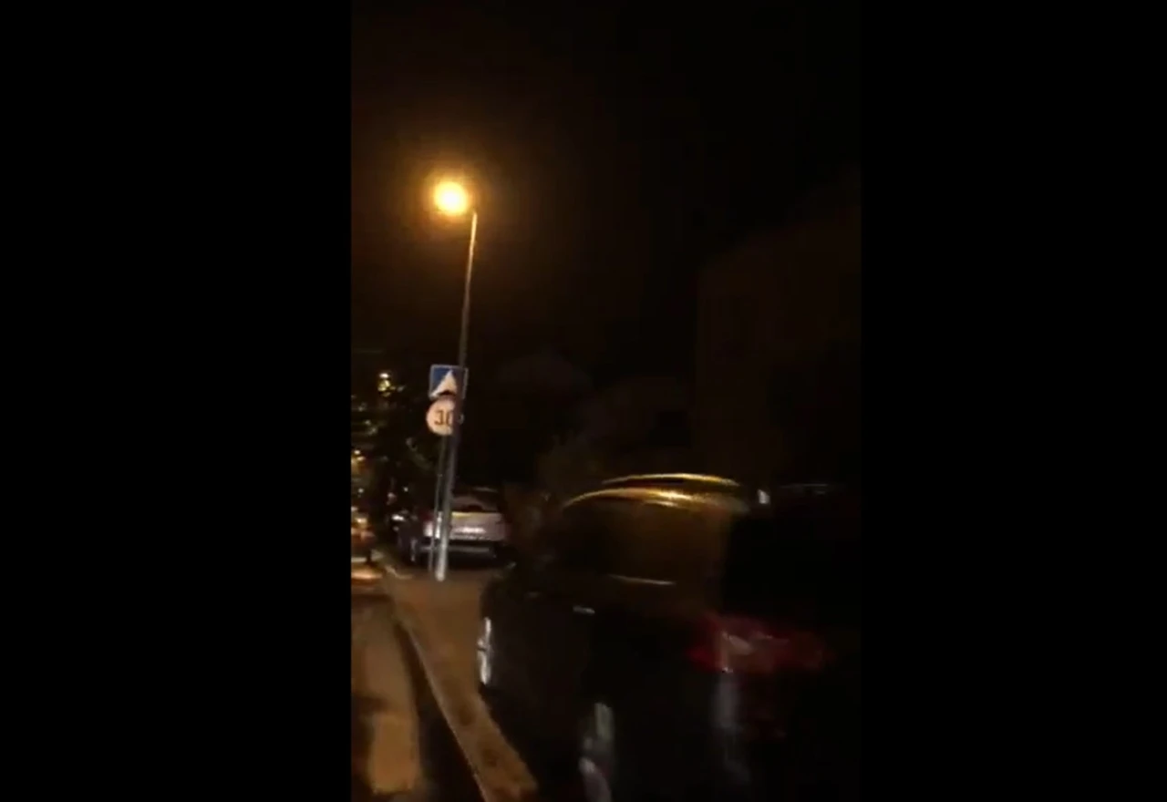 Mostar: Vozači na pločniku i kad je parking besplatan