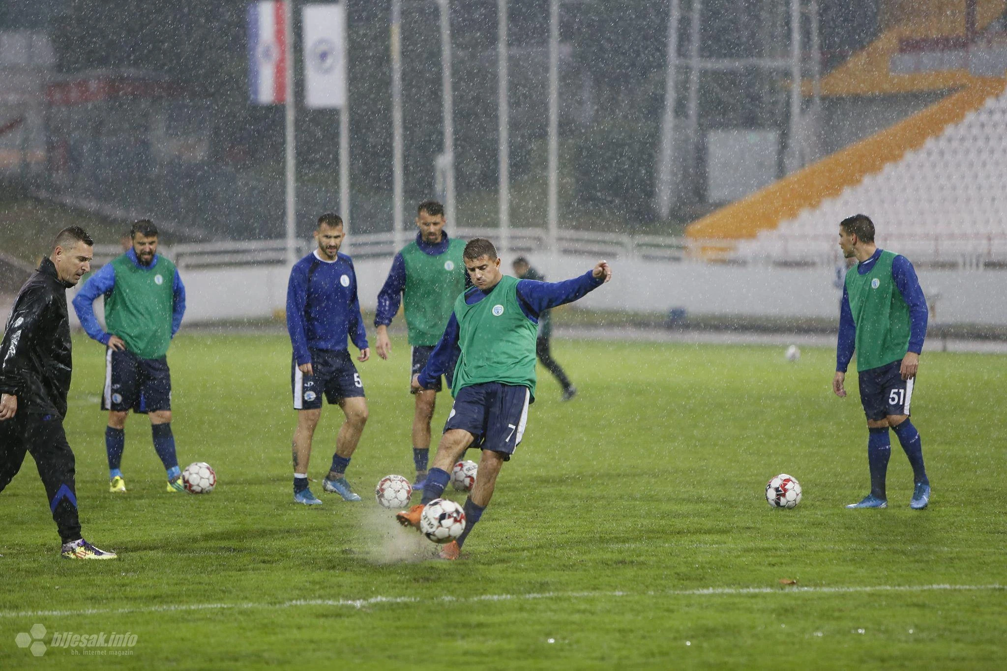 HŠK Zrinjski: Kišobrani kod kuće, kabanice na stadionu