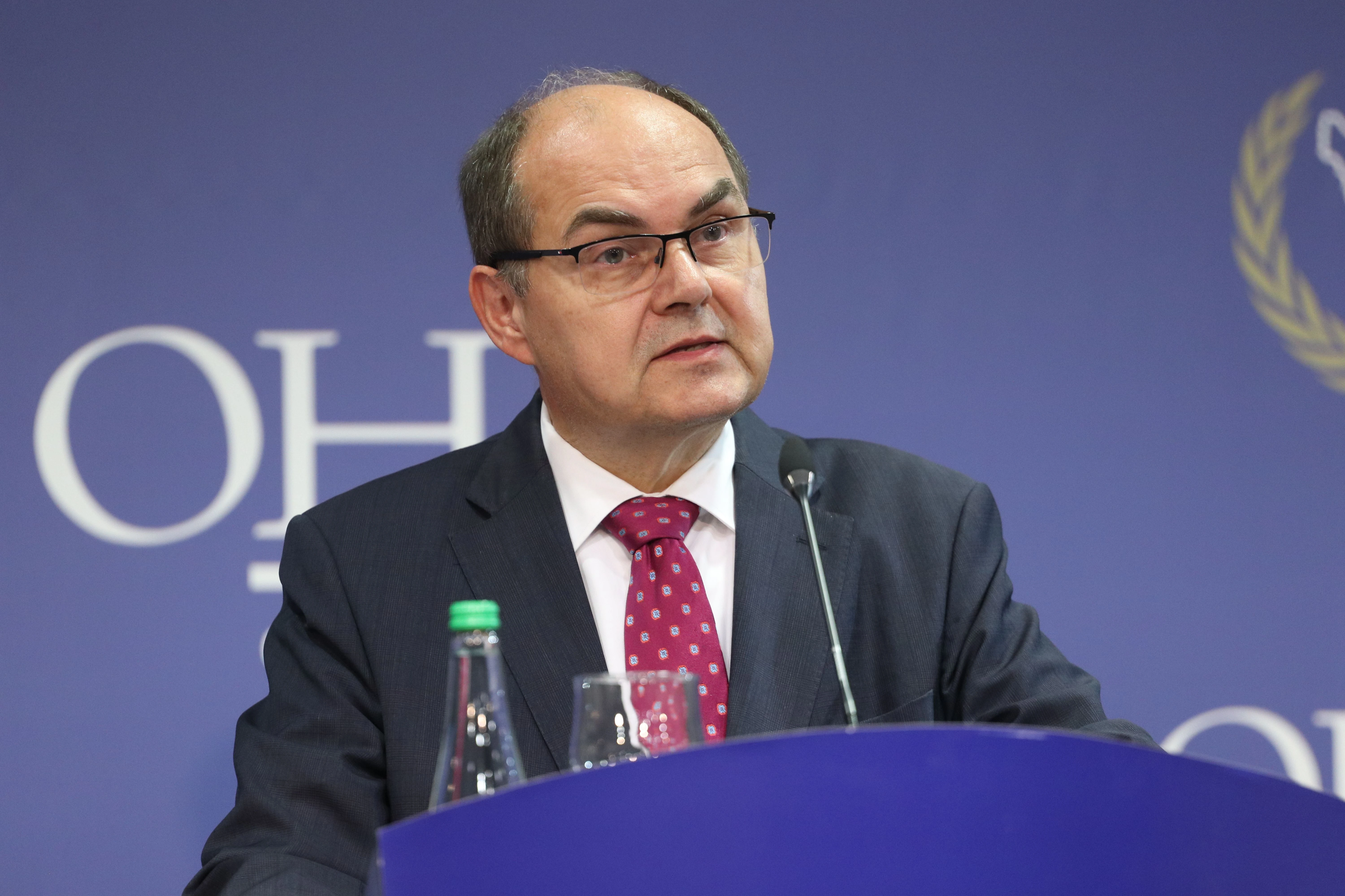 Crnadak: Schmidt radi za SNSD i Dodika i oni rade za njega
