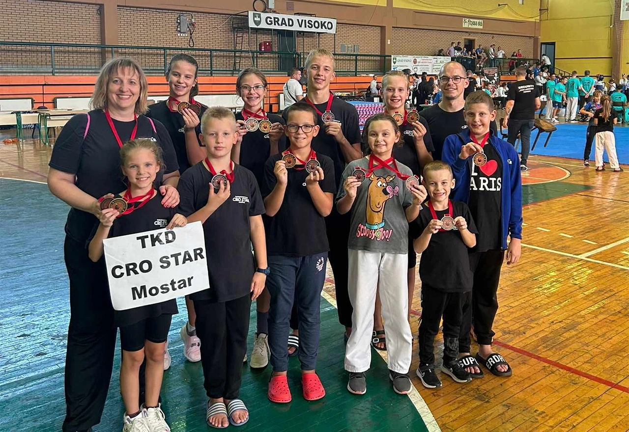 12 Mostaraca u Visokom osvojilo 18 medalja
