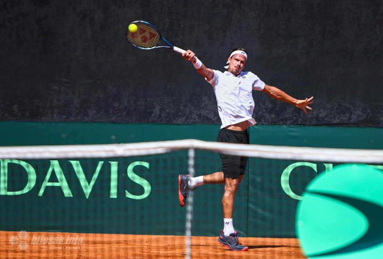 FOTO | Započeli susreti Davis cup turnira u Mostaru