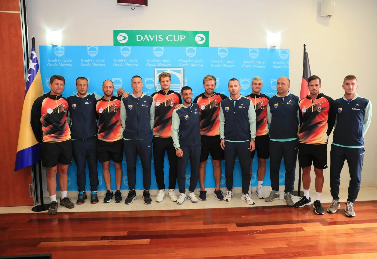 FOTO | Dobar tenis pred Mostarcima