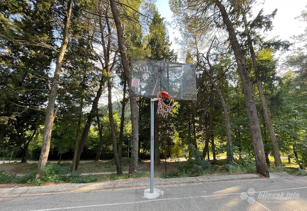 Opet ista priča - Kome smetaju koševi na Trimuši?